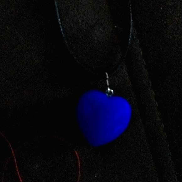 Blue  Heart necklace - Picture 1 of 3